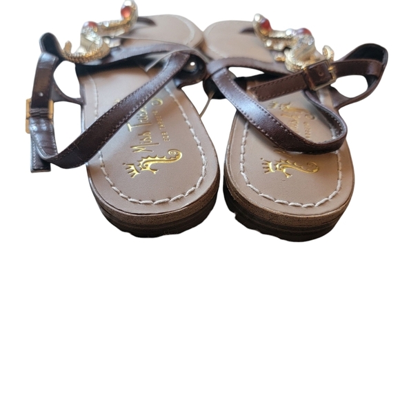 NWT Miss Trish Brown Lizard Flat Sandals 7½ Women's Lightweight Summer Beach - Picture 4 of 13